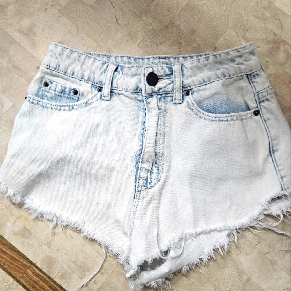 COPY - BDG jeans shorts size 25